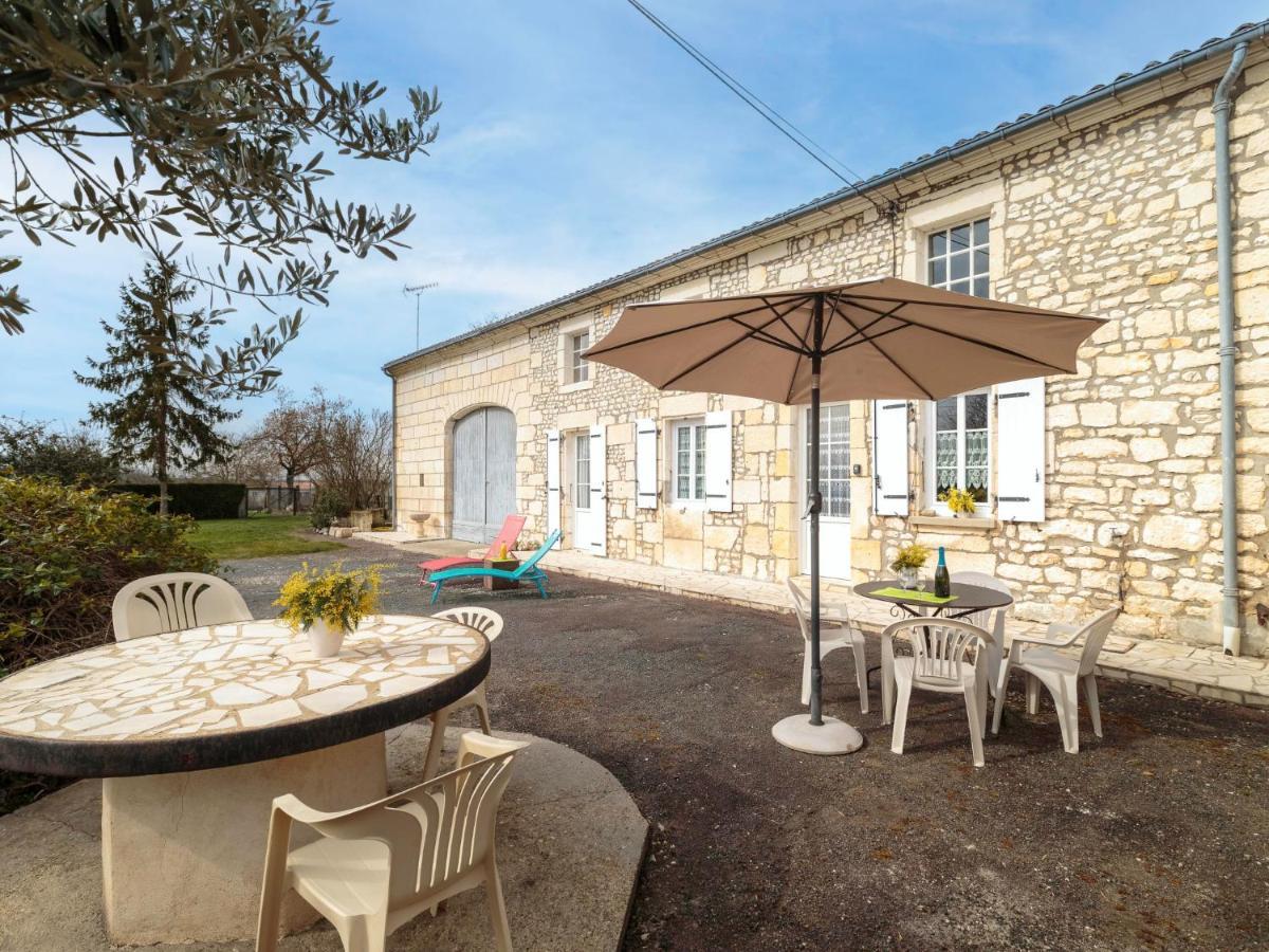 Holiday Home Gite La Truffiere Saintongeaise By Interhome Berneuil  Exterior photo